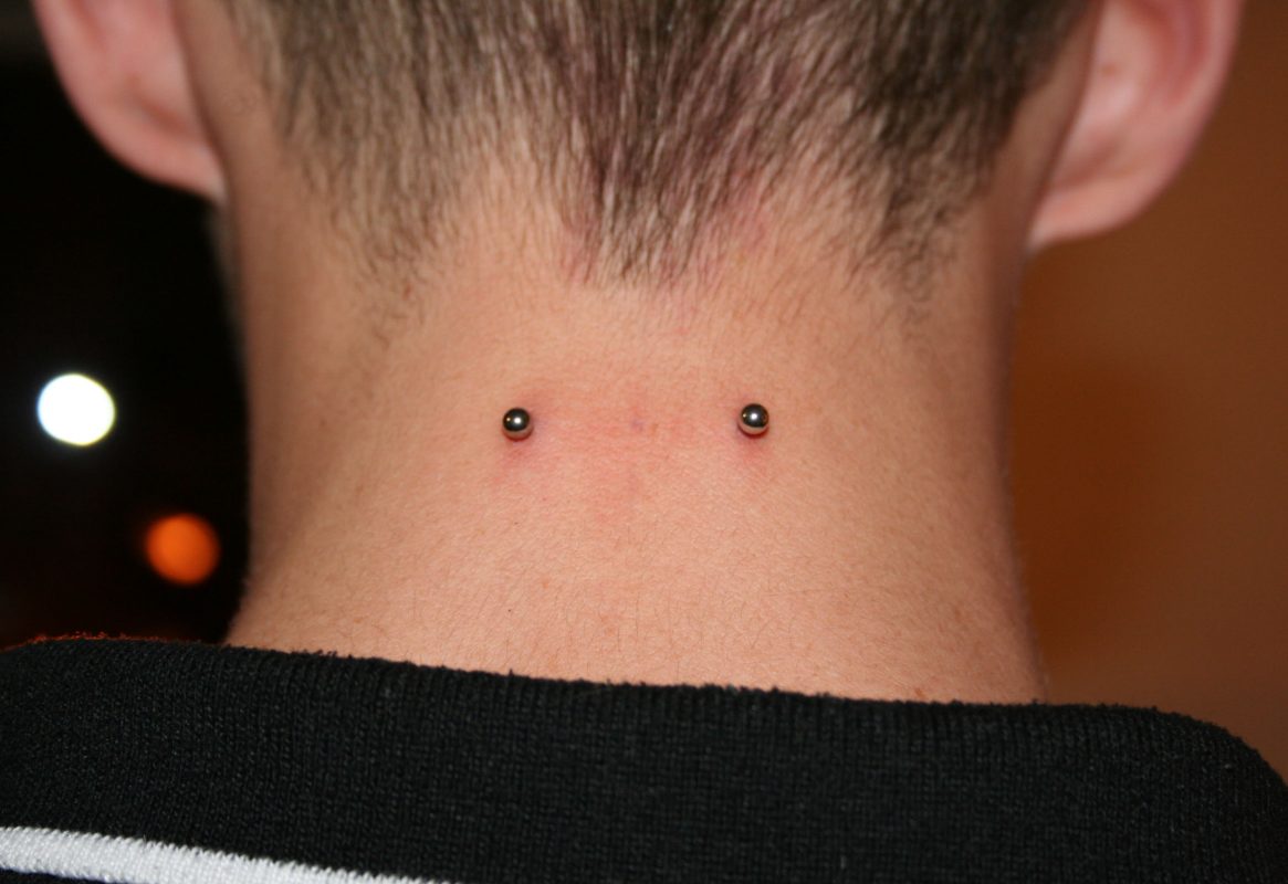 nape piercing